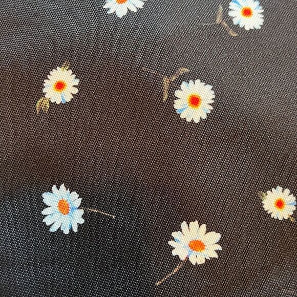 New! Alice + Olivia by Stacey Bendet  Daisy Print Duffel Bag - Picture 4 of 16